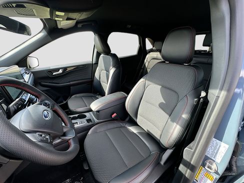 New 2026 Ford Escape ST-Line w/ Tech Pack #1 image 15