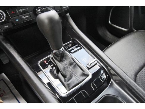 Used 2024 Jeep Compass Latitude AWD/4WD image 29