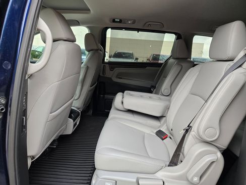 Used 2024 Honda Odyssey EX-L image 14