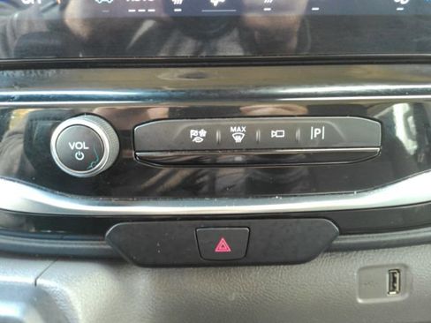 Used 2023 Ford Transit 350 XLT image 36