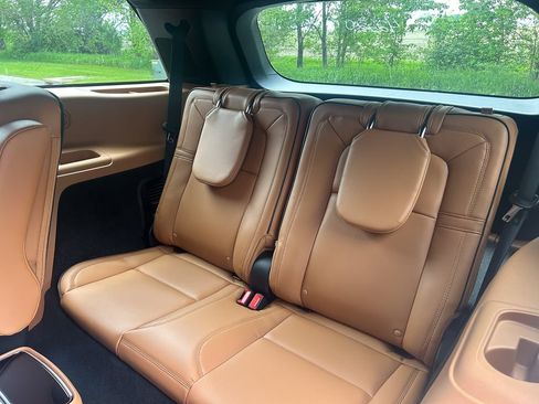 New 2026 Lincoln Aviator Black Label w/ Dynamic Handling Package AWD/4WD image 14