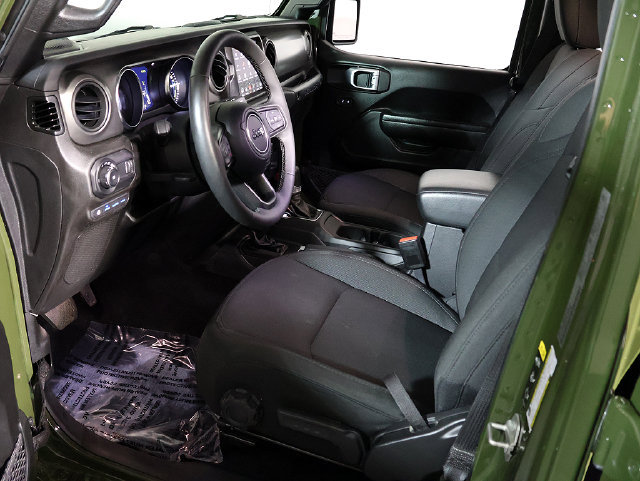 Used 2023 Jeep Wrangler Unlimited w/ Cold Weather Group AWD/4WD image 12