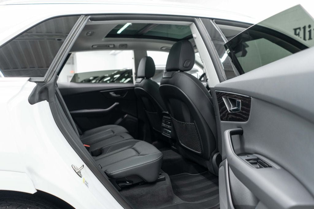 Used 2023 Audi Q8 Premium w/ Convenience Package AWD/4WD image 13