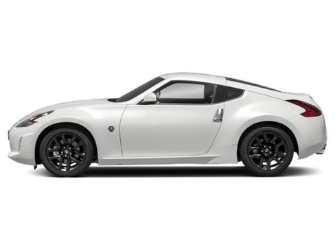 Used 2020 Nissan 370Z Coupe w/ Aerodynamics Package RWD image 13