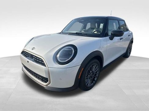 New 2026 MINI Cooper 4-Door Hardtop image 3