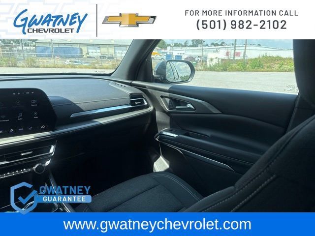 Used 2024 Chevrolet Traverse LT FWD image 26