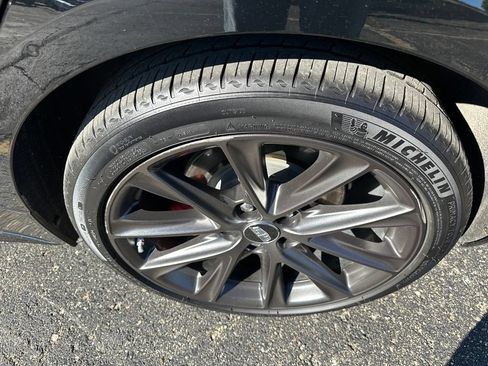 Used 2025 Cadillac CT5 V AWD/4WD image 21