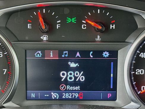 Used 2025 Chevrolet Blazer LT AWD/4WD image 18