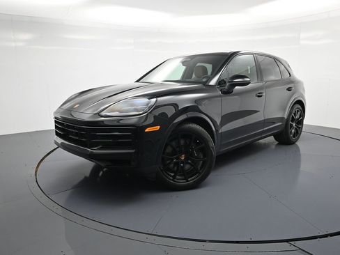 New 2026 Porsche Cayenne image 1