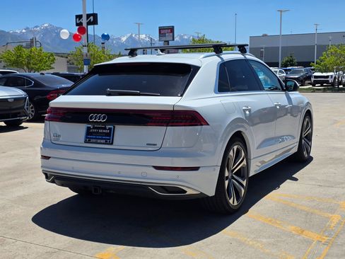 Used 2019 Audi Q8 Premium Plus AWD/4WD image 5