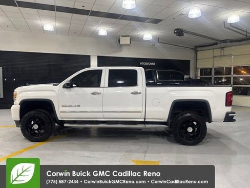 Used 2015 GMC Sierra 2500 Denali AWD/4WD image 5
