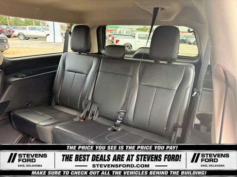 Used 2023 Ford Expedition Max XLT RWD image 39