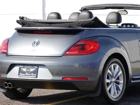 Used 2013 Volkswagen Beetle TDI FWD image 28