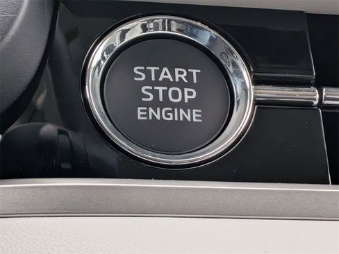 New 2026 Mitsubishi Outlander SEL image 21