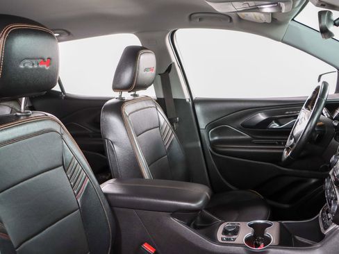 Used 2023 GMC Terrain AT4 image 26