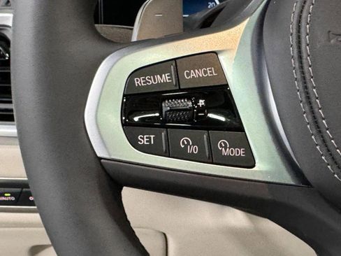 New 2026 BMW X7 xDrive40i w/ M Sport Package image 35