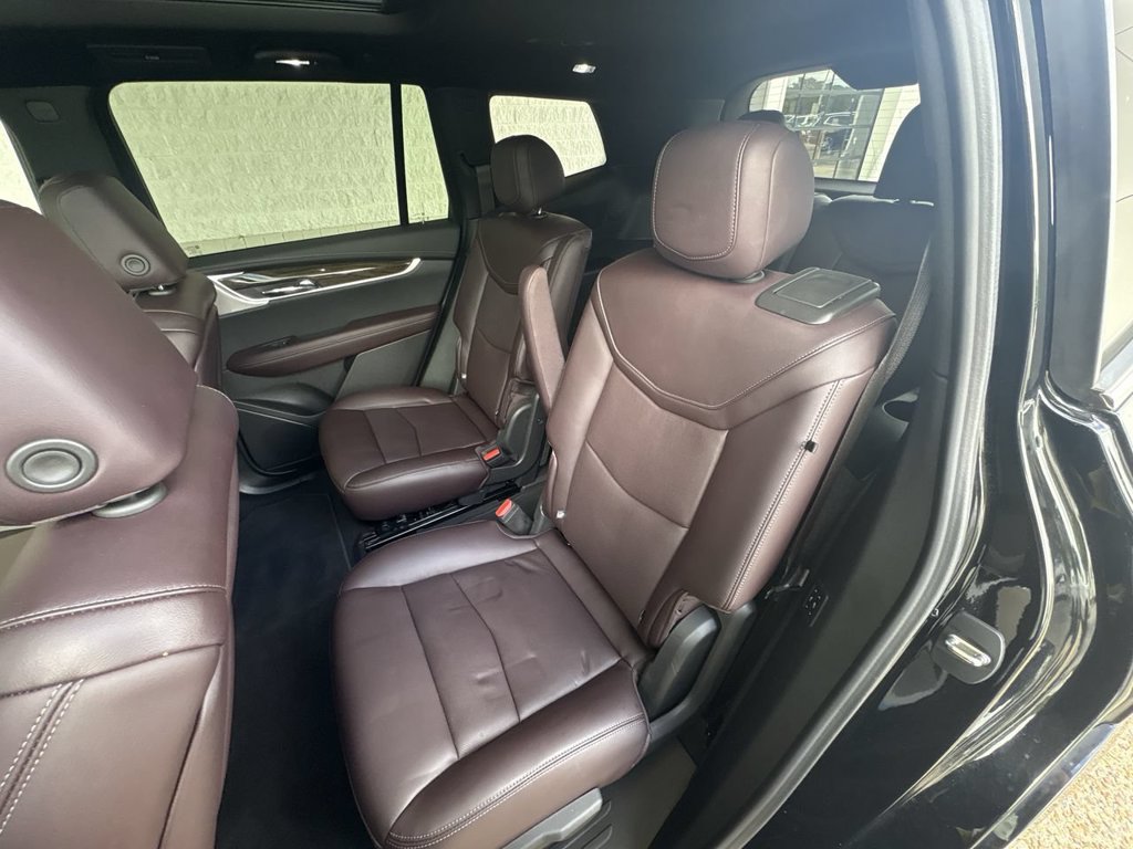 Certified 2023 Cadillac XT6 Premium Luxury w/ Technology Package FWD image 26