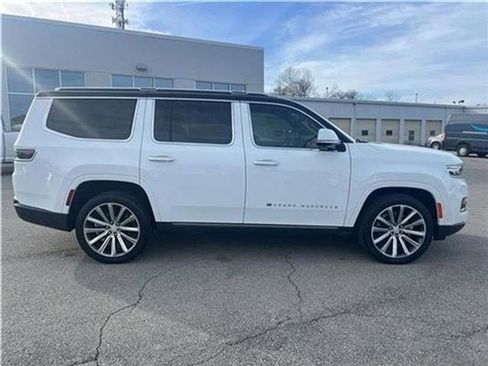 Used 2022 Jeep Grand Wagoneer Series II w/ Convenience Group III image 45