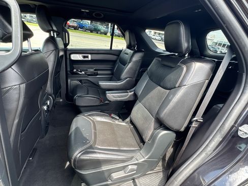 Used 2021 Ford Explorer ST w/ Equipment Group 401A AWD/4WD image 7