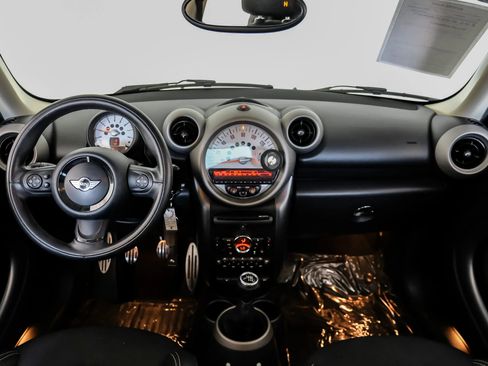 Used 2012 MINI Cooper Countryman S FWD image 8