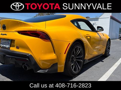 Used 2021 Toyota Supra w/ Safety & Technology Package RWD image 2