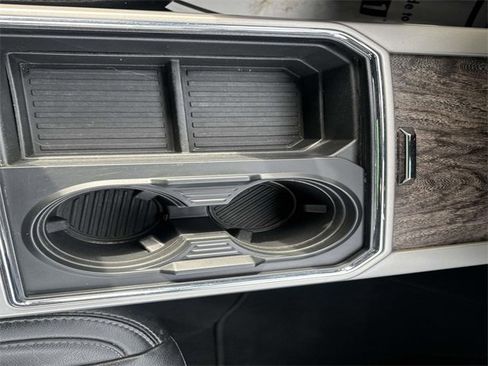 Used 2019 Ford F250 Lariat w/ Lariat Ultimate Package image 21