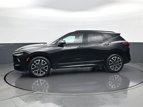 Used 2023 Chevrolet Blazer RS w/ Enhanced Convenience Package image 8