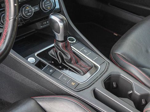 Used 2021 Volkswagen Jetta GLI Autobahn image 21