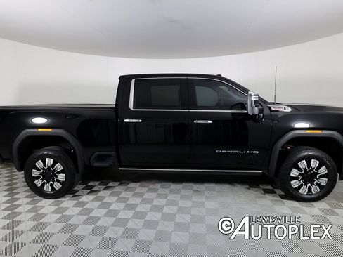 Used 2024 GMC Sierra 2500 Denali w/ Denali Reserve Package AWD/4WD image 4