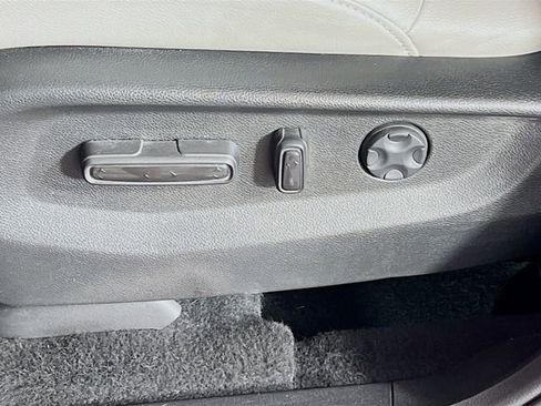 Used 2022 Honda CR-V Touring image 13