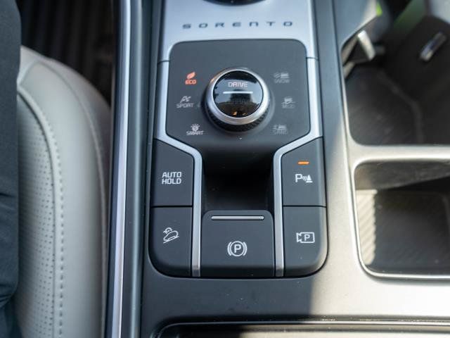 Certified 2026 Kia Sorento EX AWD/4WD image 23