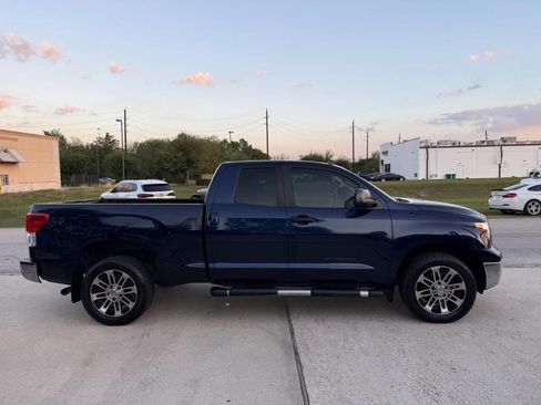 Used 2010 Toyota Tundra 4x4 Double Cab image 5