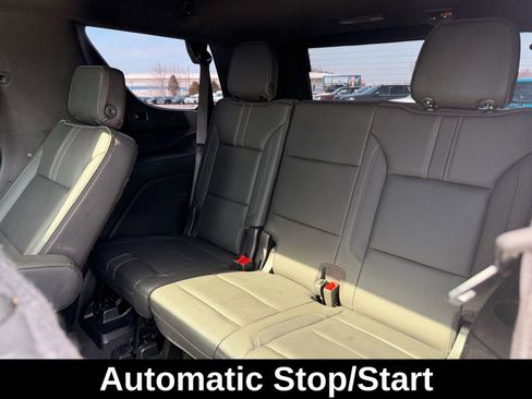 Used 2022 Chevrolet Tahoe RST w/ Luxury Package image 18