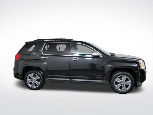 Used 2014 GMC Terrain SLT w/ Chrome Appearance Package AWD/4WD image 2