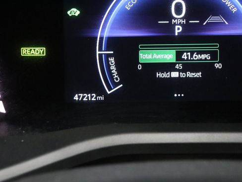 Certified 2025 Toyota Camry LE FWD image 41