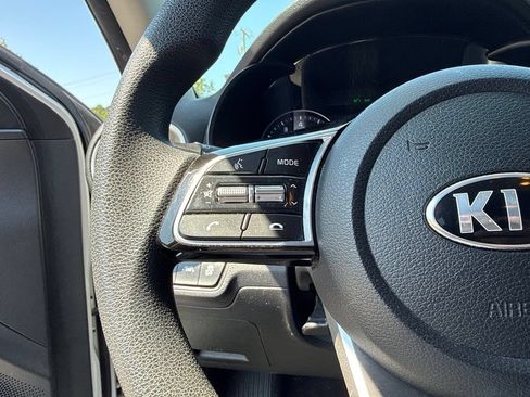 Used 2021 Kia Forte LXS FWD image 9