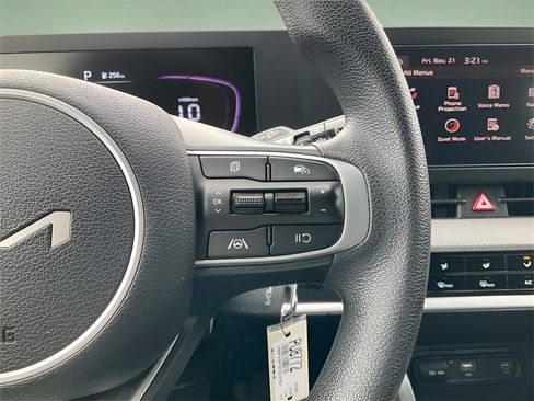 Used 2024 Kia Sportage LX image 26