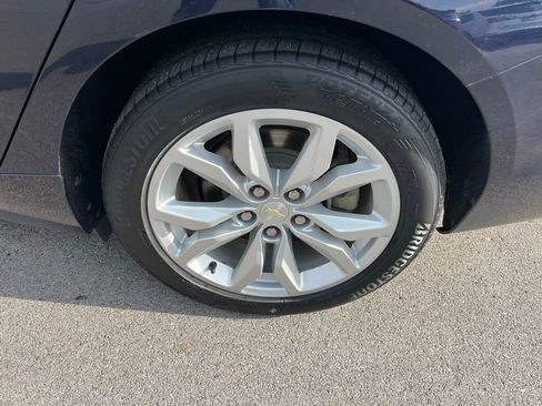 Used 2018 Chevrolet Impala LT w/ LT Leather Package FWD image 13