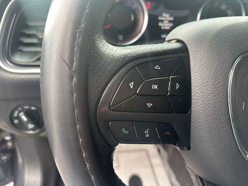 Used 2018 Dodge Challenger R/T image 16