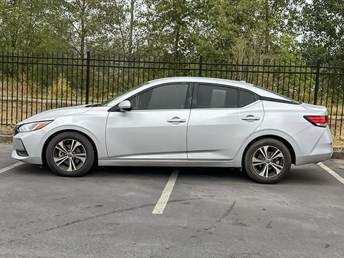Used 2022 Nissan Sentra SV image 7