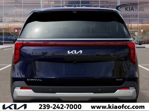 New 2026 Kia Carnival EX image 13