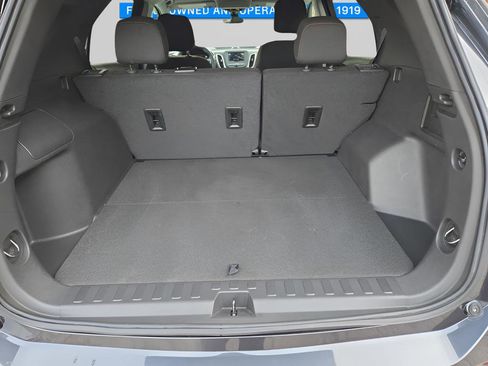 Used 2023 Chevrolet Equinox LT image 12