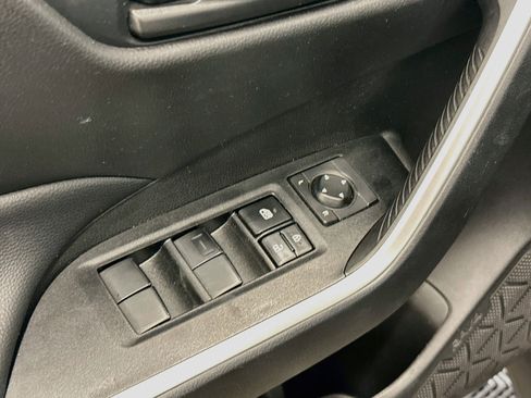 Used 2025 Toyota RAV4 LE AWD/4WD image 15