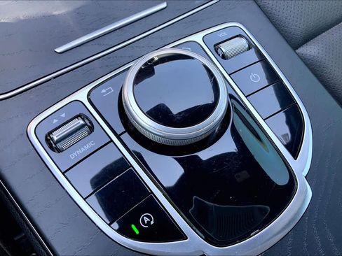 Used 2019 Mercedes-Benz C 300 4MATIC Sedan image 28