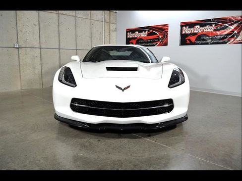 Used 2018 Chevrolet Corvette Stingray Coupe w/ Battery Protection Package RWD image 3