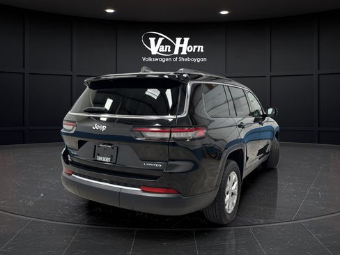 Used 2023 Jeep Grand Cherokee L Limited AWD/4WD image 7