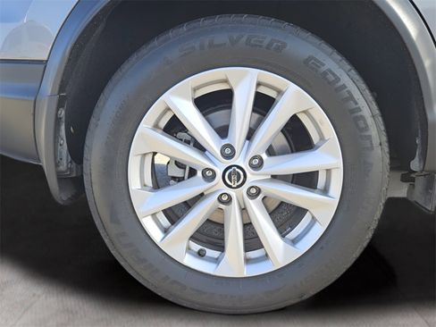 Used 2019 Nissan Rogue Sport S w/ Appearance Package image 19