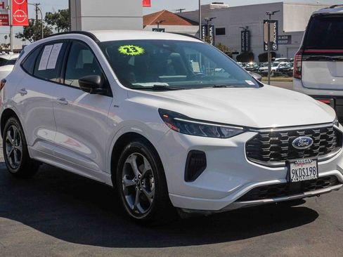 Used 2023 Ford Escape ST-Line w/ Tech Pack #1 image 4