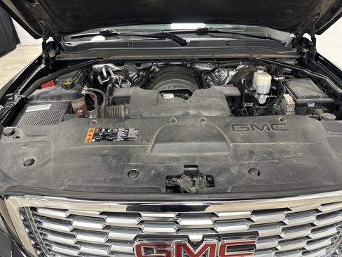 Used 2018 GMC Yukon Denali w/ Denali Ultimate Package image 36