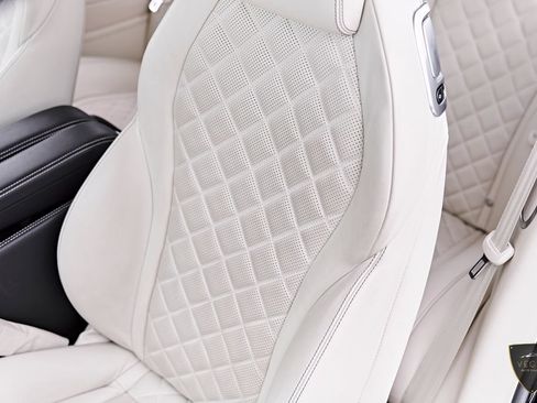 Used 2016 Bentley Continental GT AWD/4WD image 47